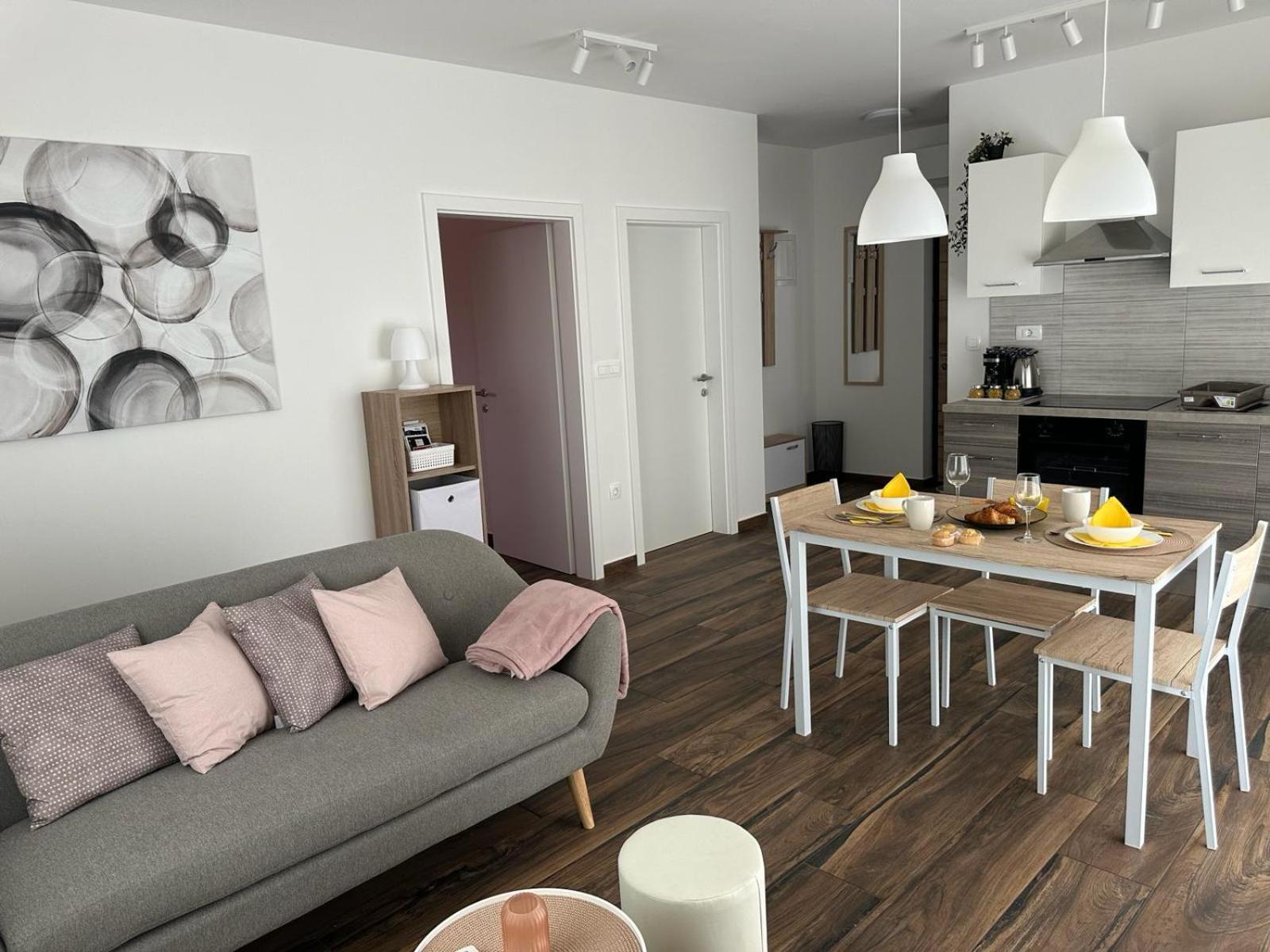Apartments Harmony Hills PUY Eksteriør bilde