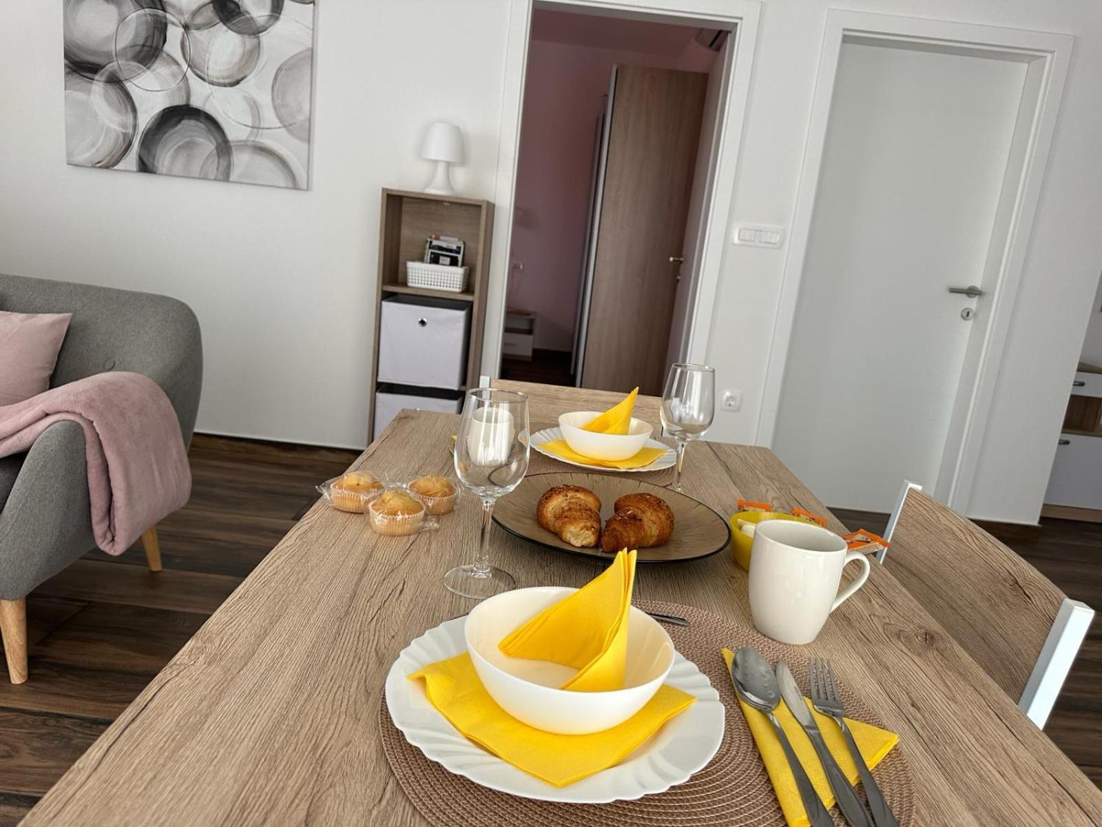 Apartments Harmony Hills PUY Eksteriør bilde