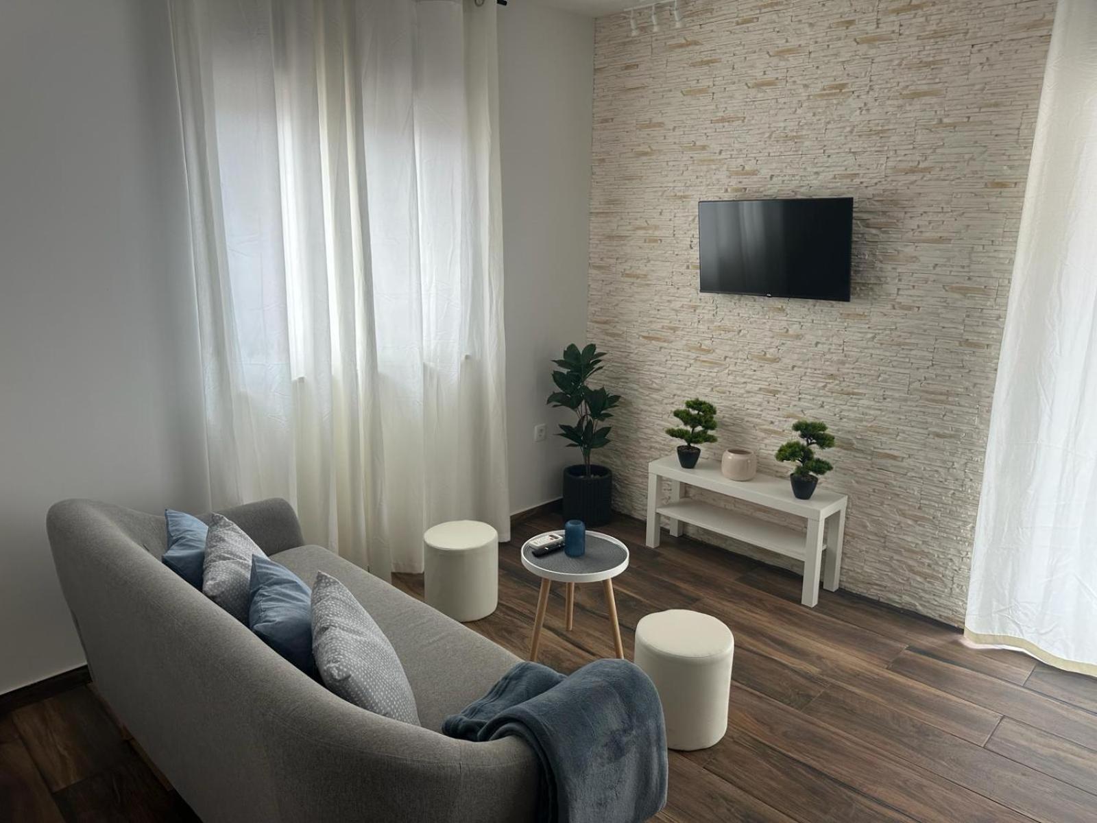 Apartments Harmony Hills PUY Eksteriør bilde